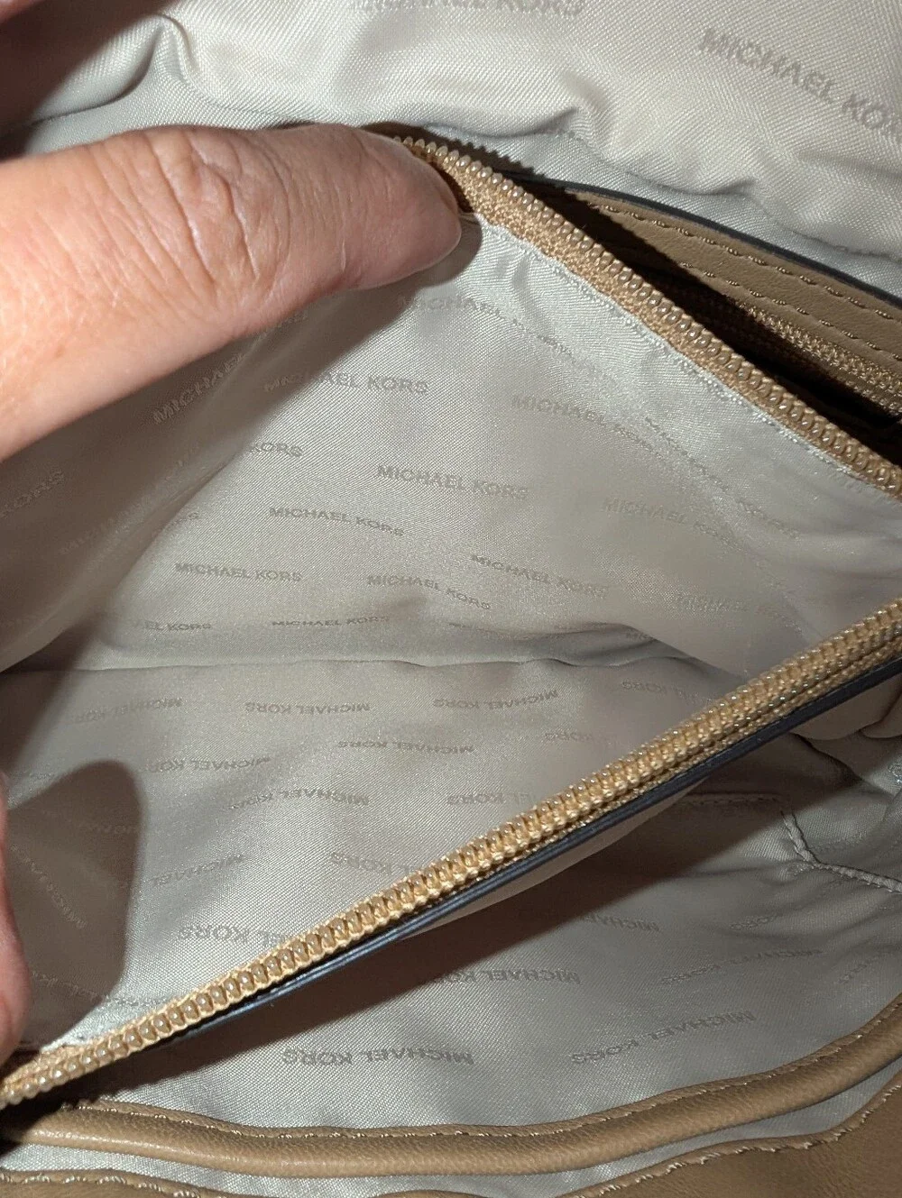 Michael Kors like new